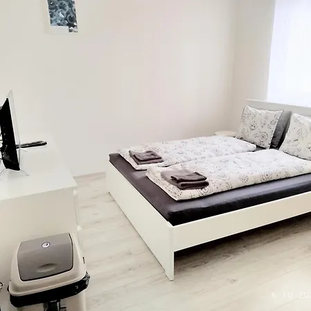 Apartment Garsonka V Bratislave *